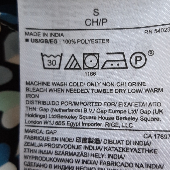 Gap Blue Hearts Blouse for Valentines Day - Picture 9 of 12